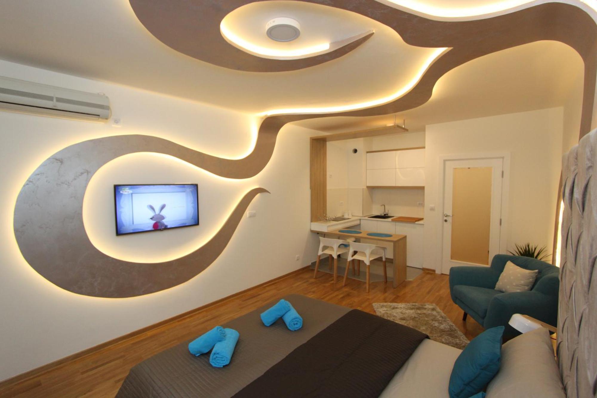 Riviera New Belgrade Apartment, Parking 5 Eur Per Day Exterior foto